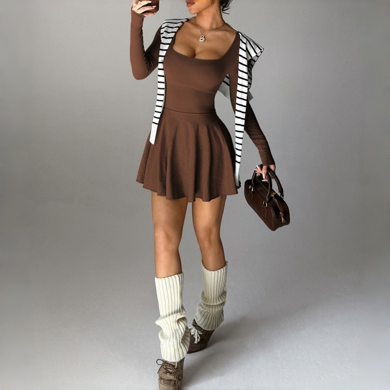 Женский теннисный костюм с дли – обзор и цена Badminton Outfit